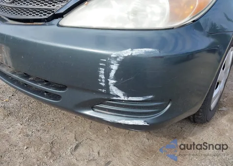 2004 Toyota Camry Le z USA, uszkodzony, nr VIN 4T1BE32KX4U345847